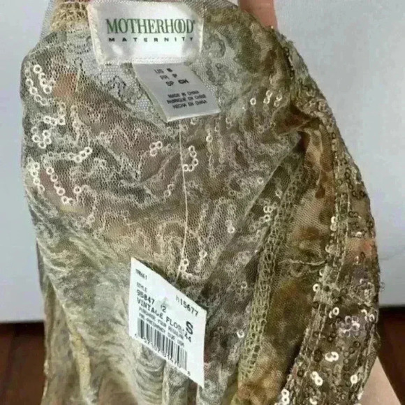 New motherhood maternity top size S Bronze sequins - Picture 8 of 9